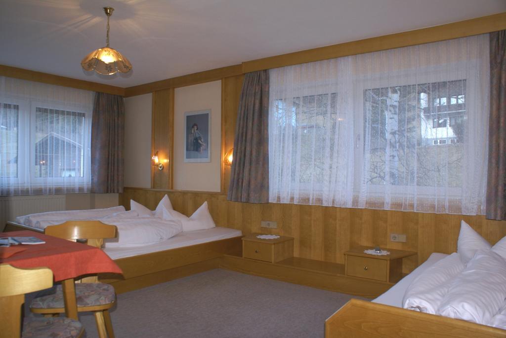 Gasthof Hirschen ヴェンス 部屋 写真