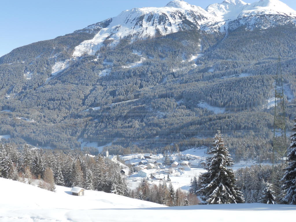 Gasthof Hirschen ヴェンス エクステリア 写真