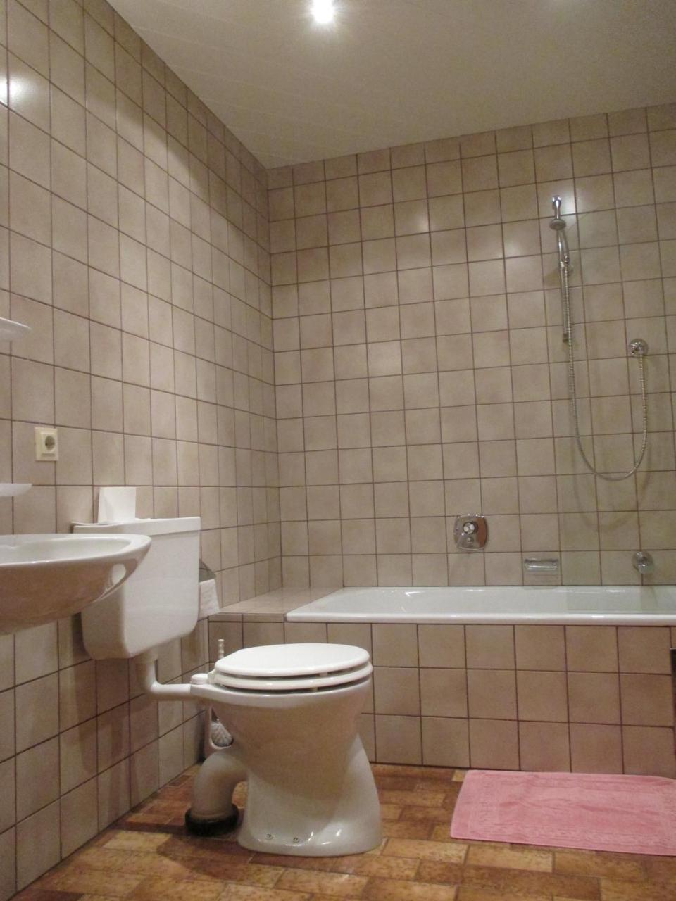 Gasthof Hirschen ヴェンス エクステリア 写真